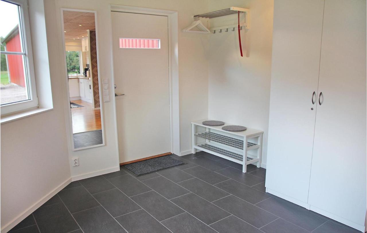 2 Bedroom Cozy Apartment In Habo Mullsjo Exterior photo